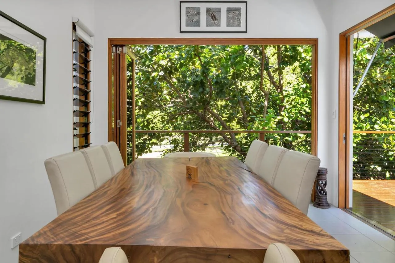 Belle Escapes Luxury Reef Villa Palm Cove